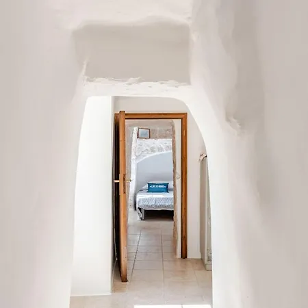 Casa Sordella- Trullo With It's Own Vineyard 别墅